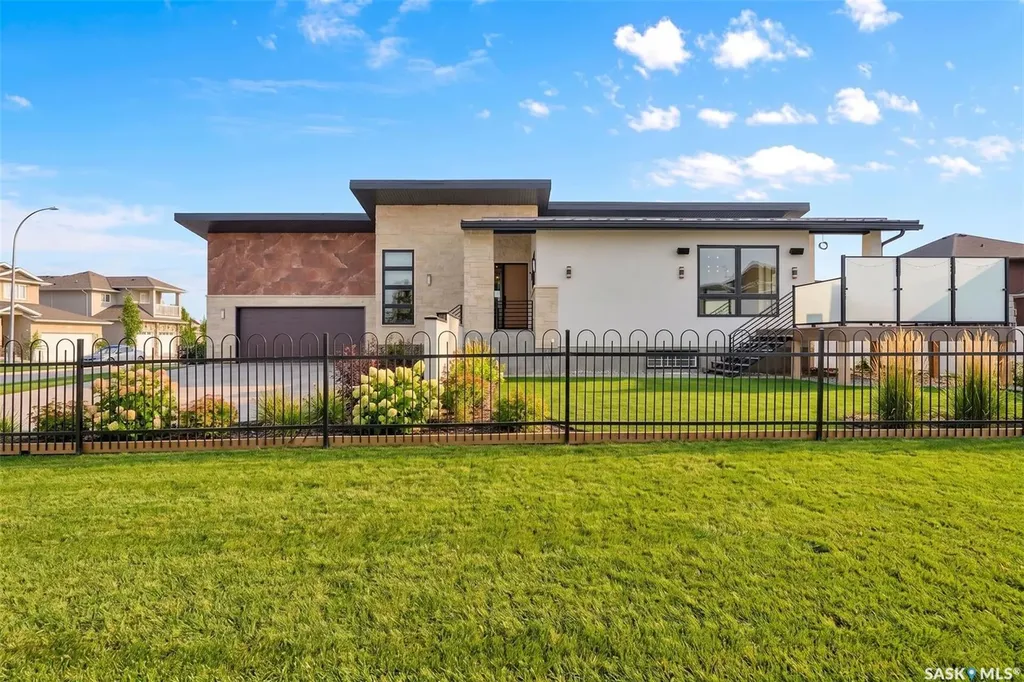 8267 Wascana Gardens Point Regina SK S4V 1G8