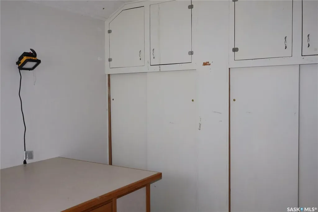 102 1st Avenue E Coronach SK S0H 0Z0