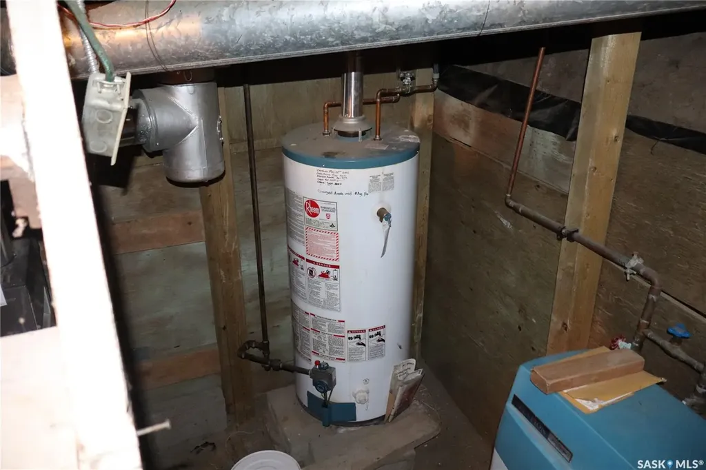 102 1st Avenue E Coronach SK S0H 0Z0