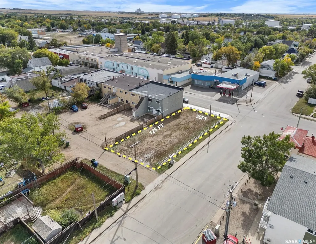 402 Athabasca Street E Moose Jaw SK S6H 0L8