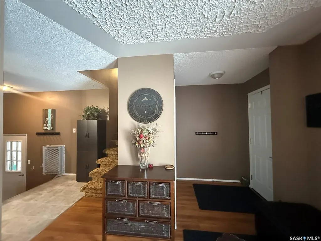 714 2nd Avenue N Annaheim SK S0K 0G0