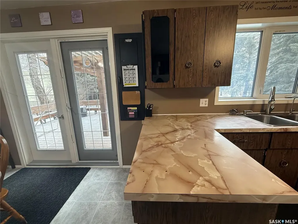 714 2nd Avenue N Annaheim SK S0K 0G0