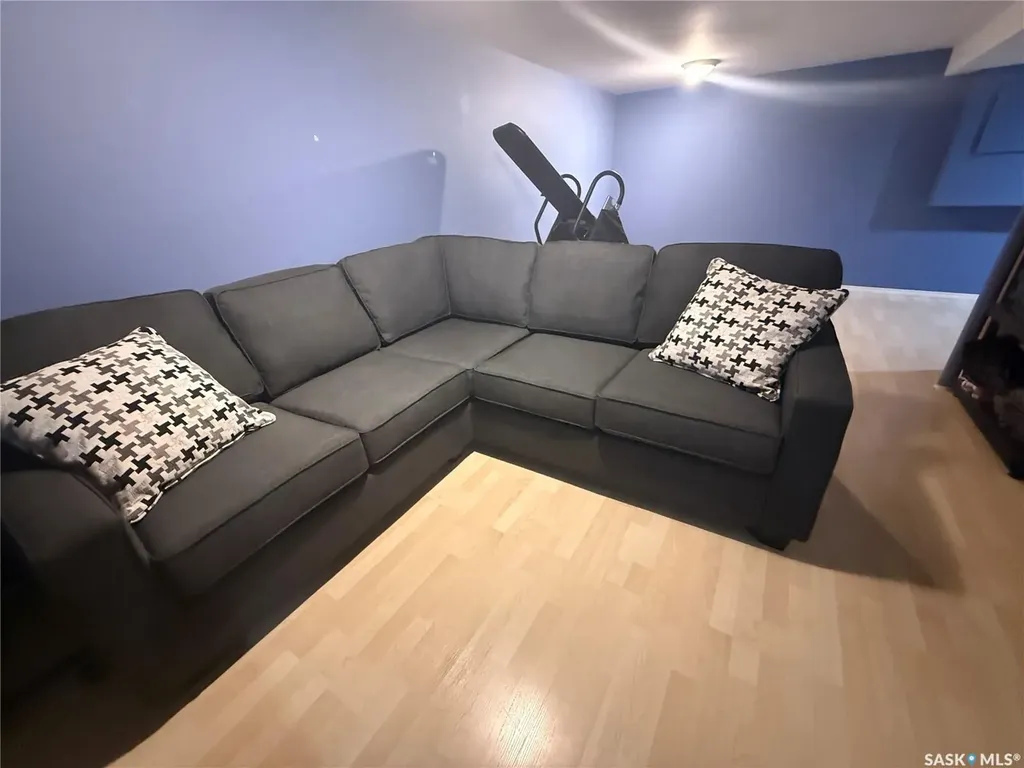 714 2nd Avenue N Annaheim SK S0K 0G0