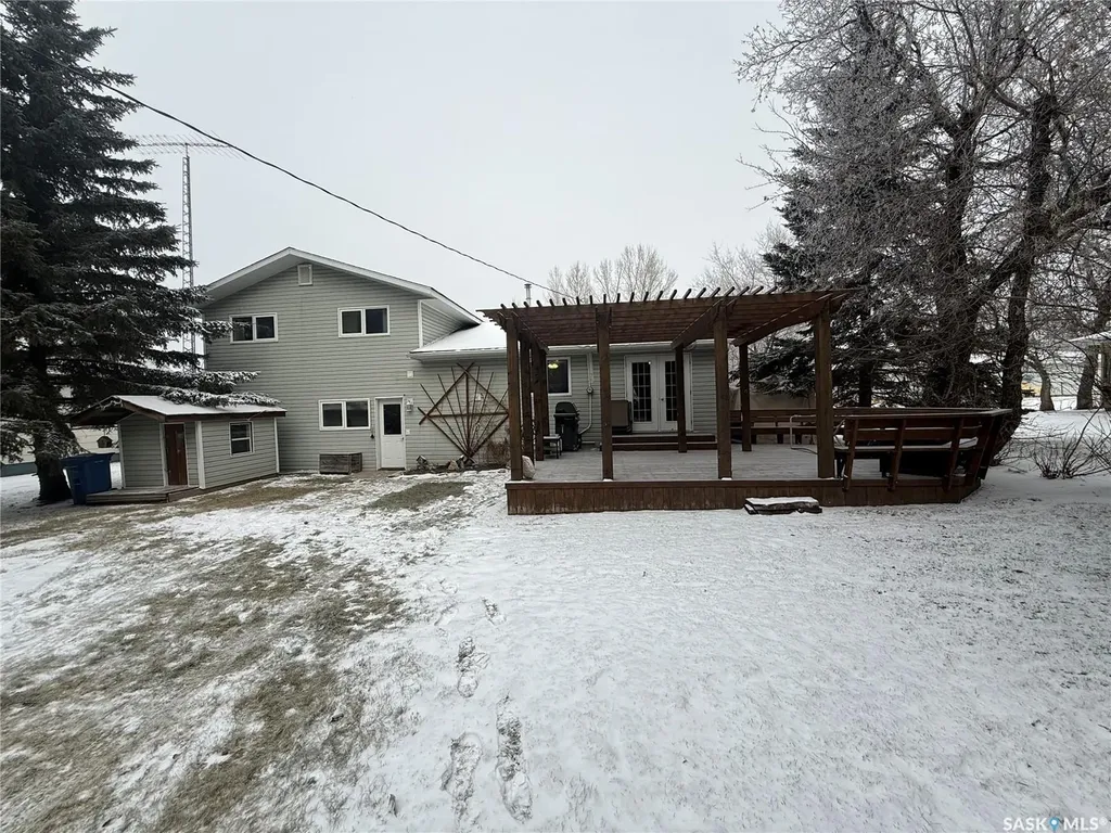 714 2nd Avenue N Annaheim SK S0K 0G0