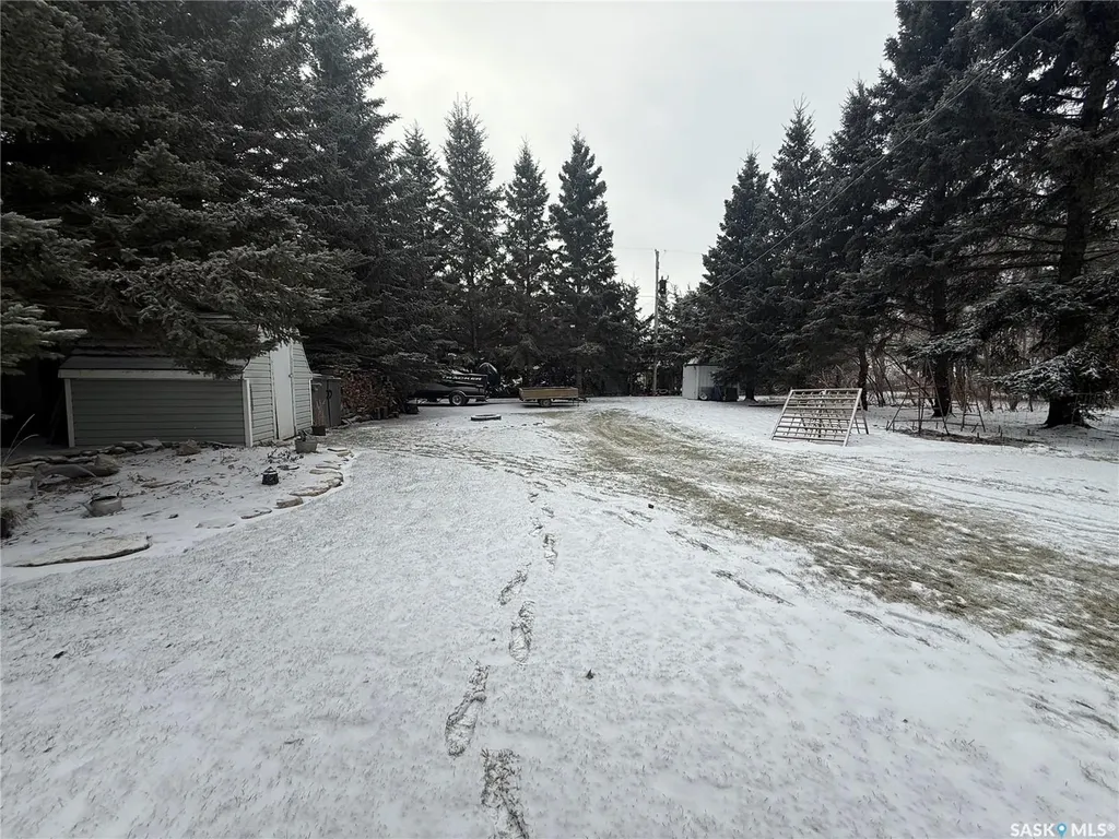 714 2nd Avenue N Annaheim SK S0K 0G0