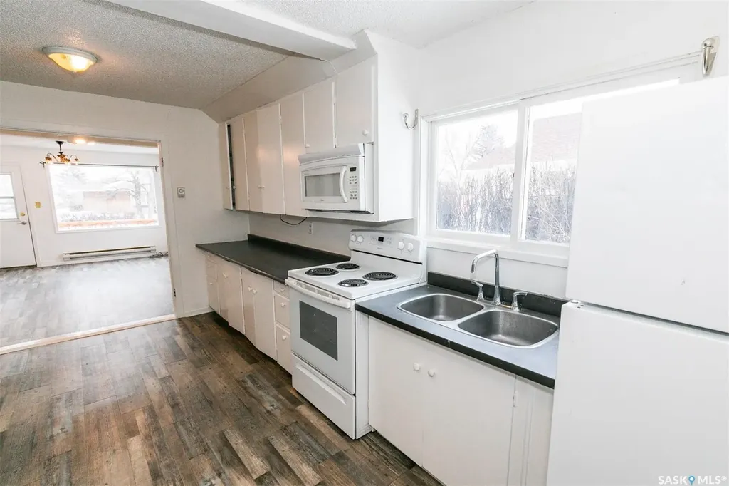 241 Manitoba Avenue Kerrobert SK S0L 1R0