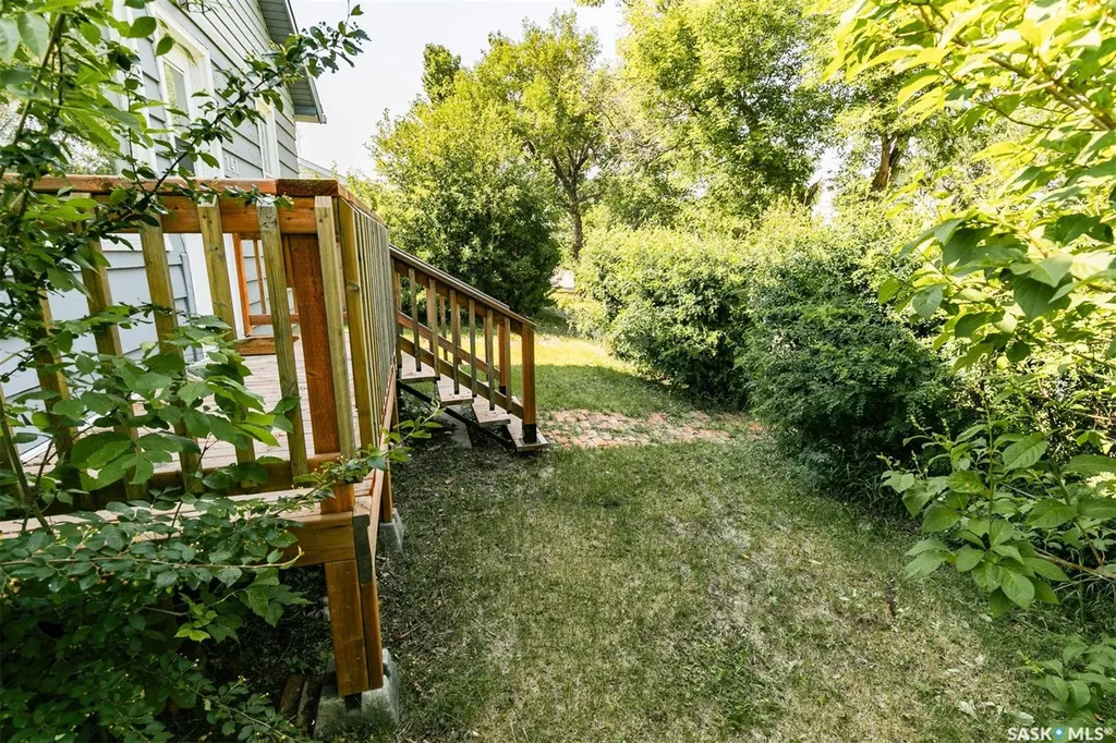 241 Manitoba Avenue Kerrobert SK S0L 1R0