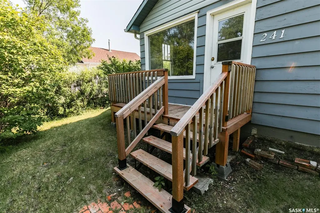 241 Manitoba Avenue Kerrobert SK S0L 1R0