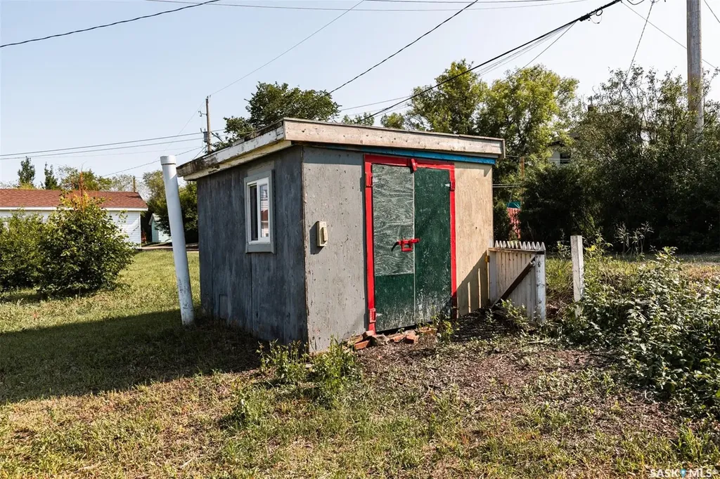 241 Manitoba Avenue Kerrobert SK S0L 1R0