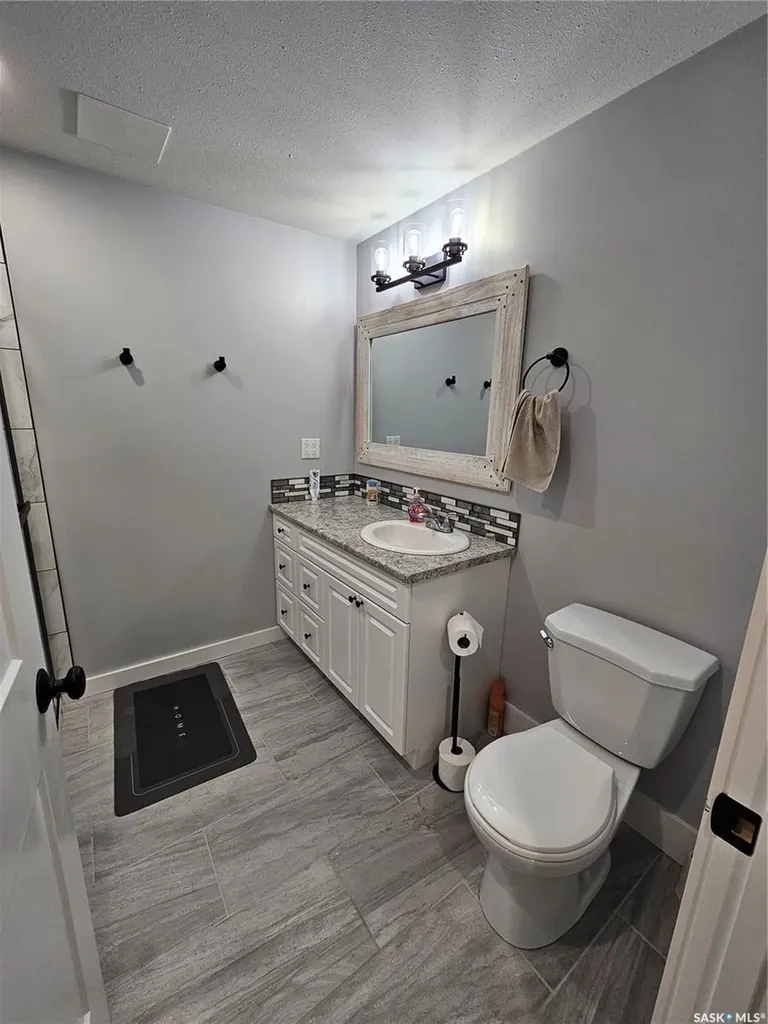 373 2nd Avenue W Unity SK S0K 4L0