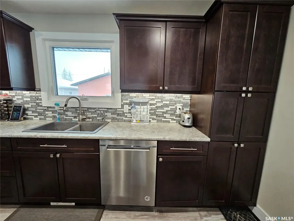 373 2nd Avenue W Unity SK S0K 4L0