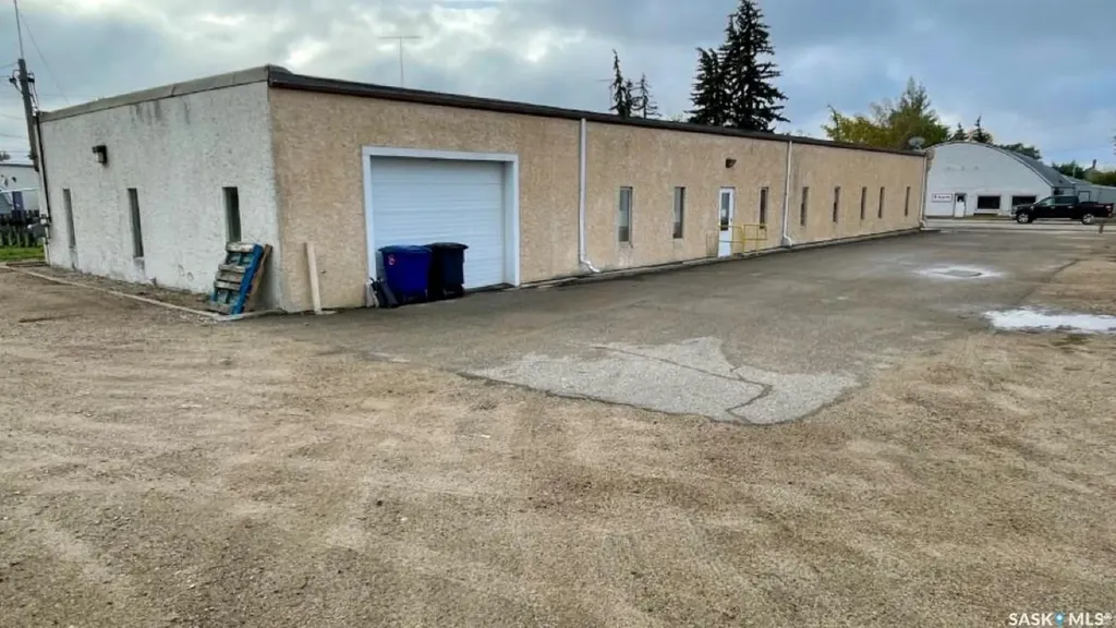113 3rd Avenue W Biggar SK S0K 0M0