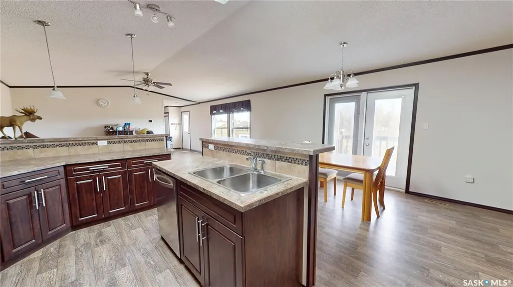 615 King Street Wapella SK S0G 4Z0