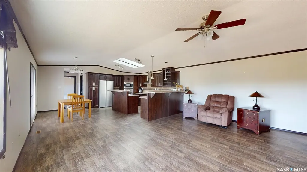 615 King Street Wapella SK S0G 4Z0
