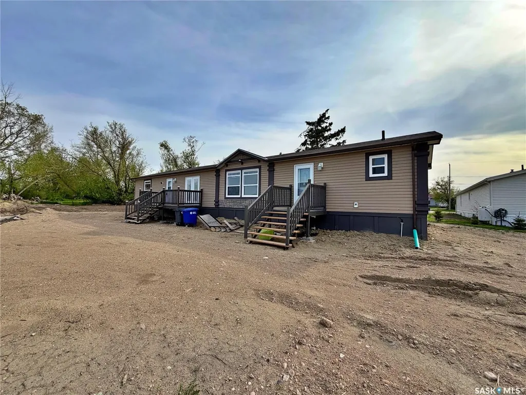 615 King Street Wapella SK S0G 4Z0