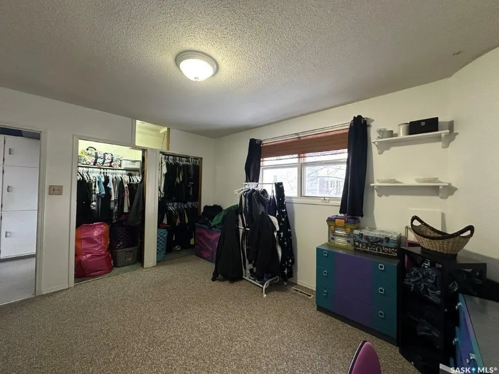 113 4th Avenue E Kindersley SK S0L 1S0