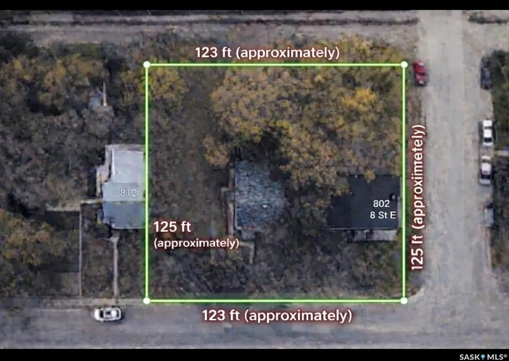 808 8th Street E Saskatoon SK S7H 0R5