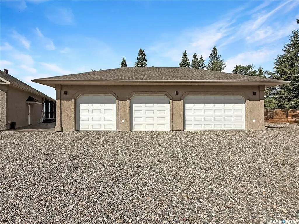 3 Karen Place Candle Lake SK S0J 3E0