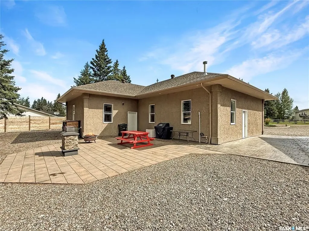 3 Karen Place Candle Lake SK S0J 3E0