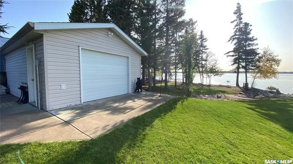 3 Karen Place Candle Lake SK S0J 3E0