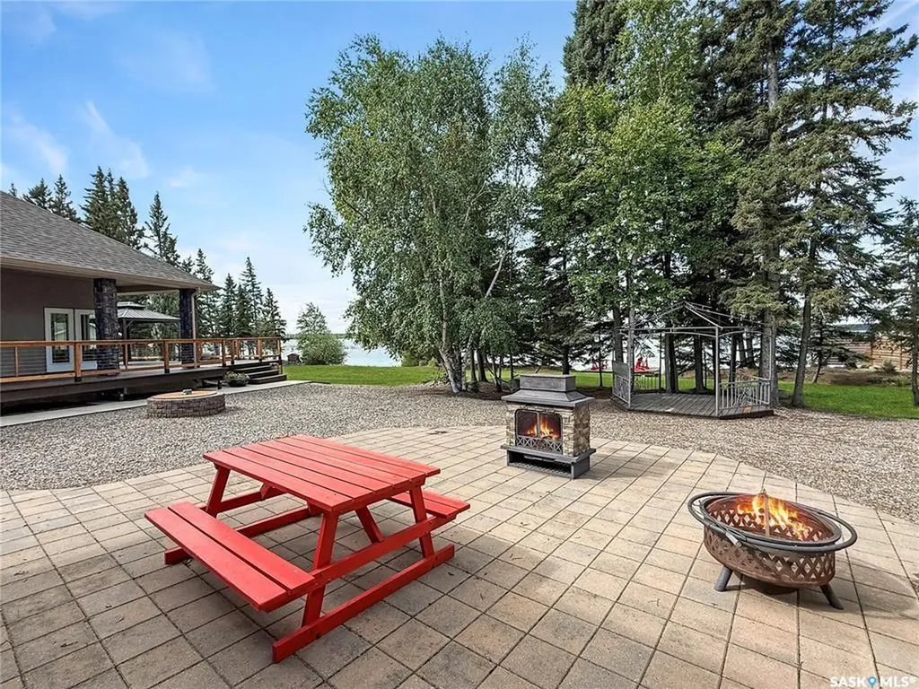 3 Karen Place Candle Lake SK S0J 3E0