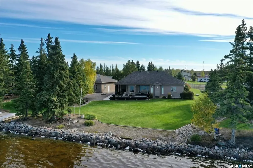 3 Karen Place Candle Lake SK S0J 3E0