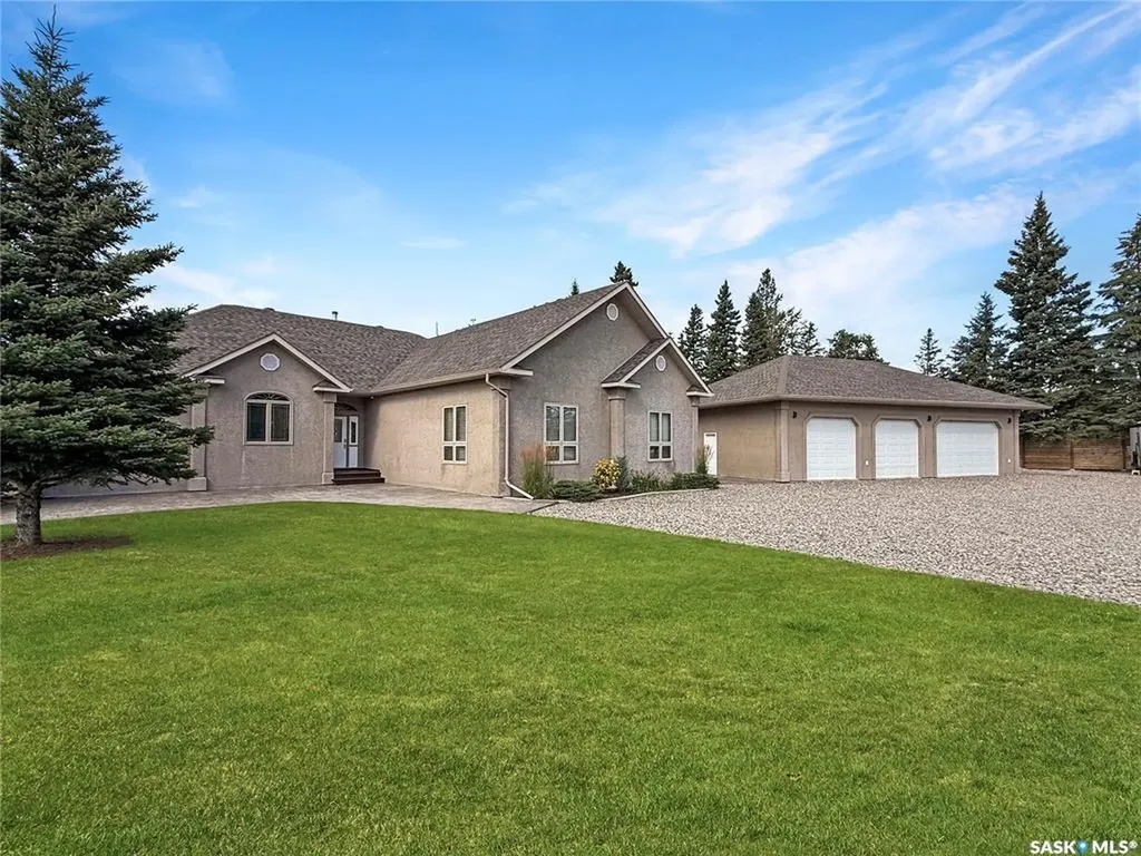 3 Karen Place Candle Lake SK S0J 3E0