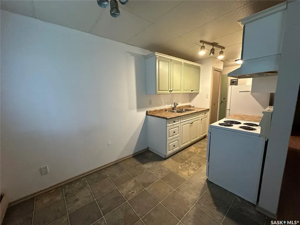 113 3rd Street E St. Walburg SK S0M 0E2