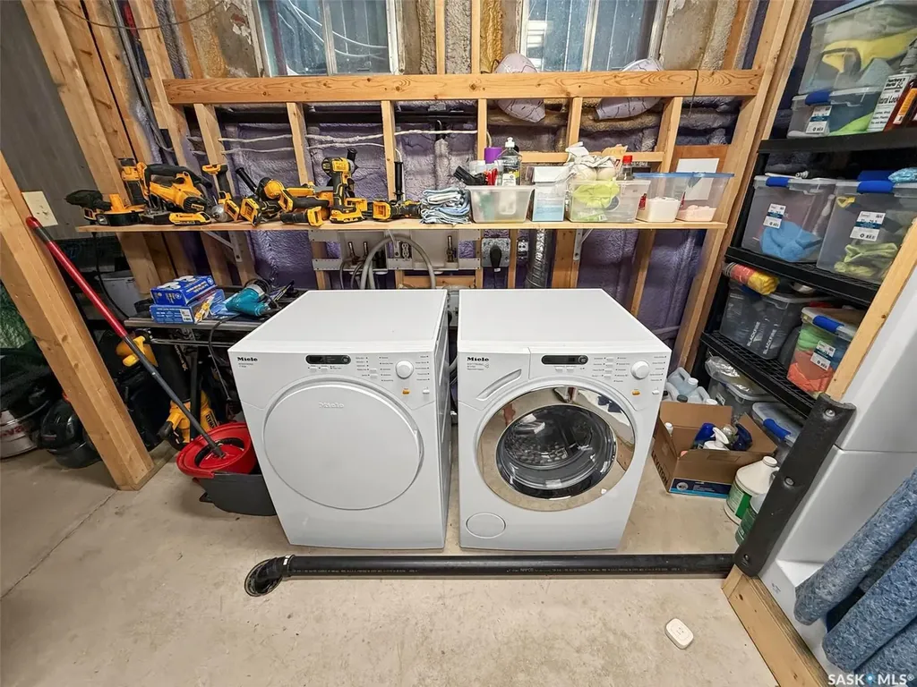 735 Sidney Street E Swift Current SK S9H 1T5
