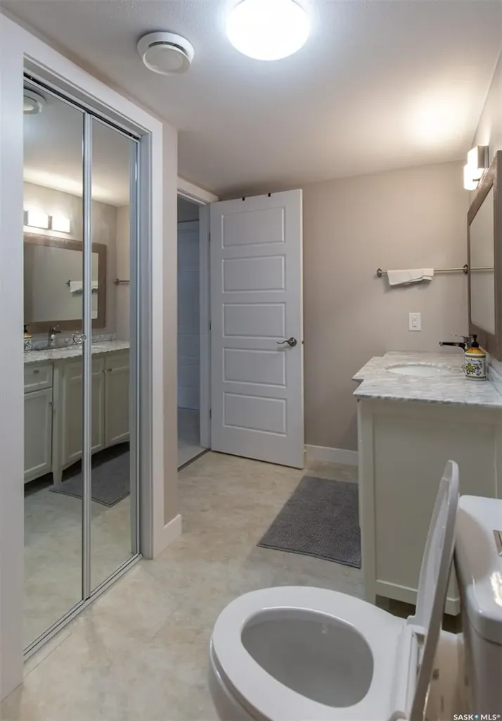 235 High Street W Moose Jaw SK S6H 1S7