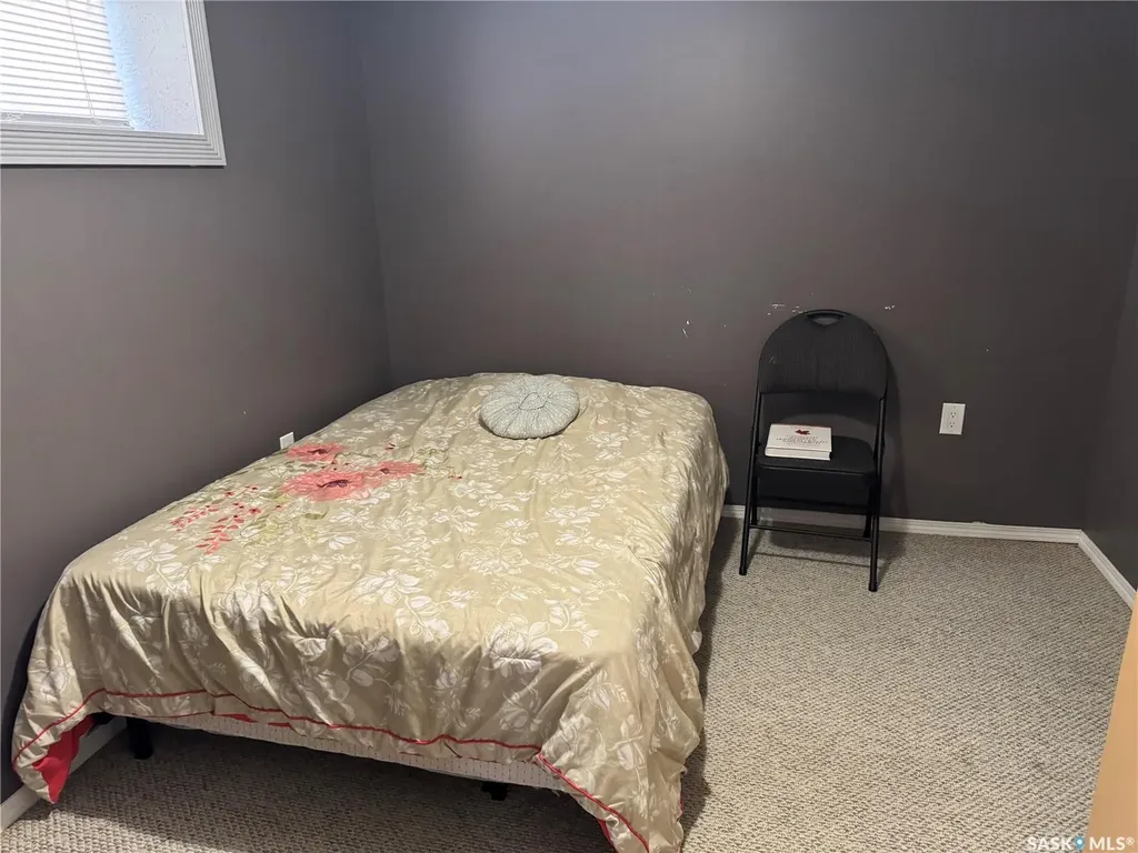 1609 Warren Avenue Weyburn SK S4H 0M3