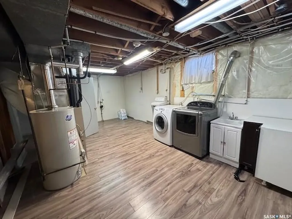 2 22nd Street Battleford SK S0M 0E0