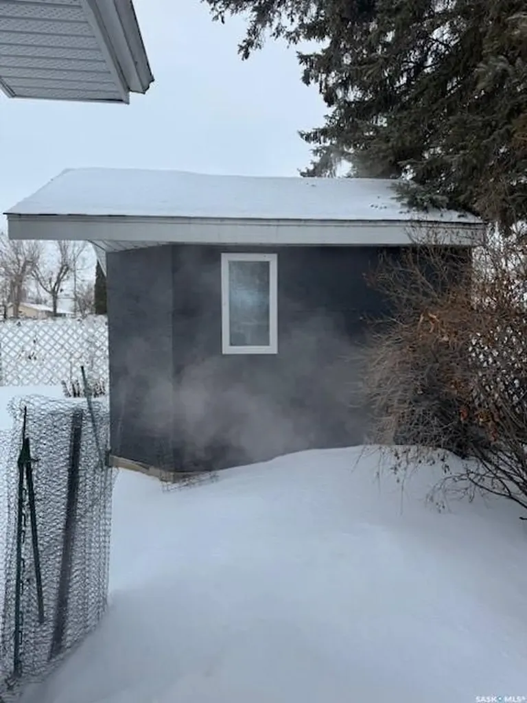 2 22nd Street Battleford SK S0M 0E0