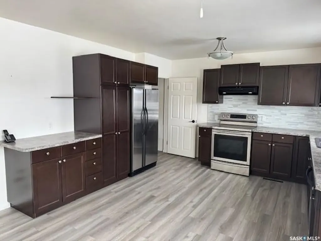 2 22nd Street Battleford SK S0M 0E0