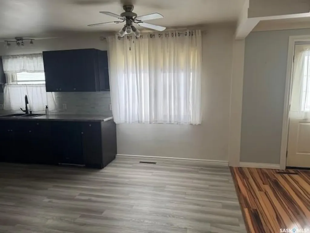 2 22nd Street Battleford SK S0M 0E0