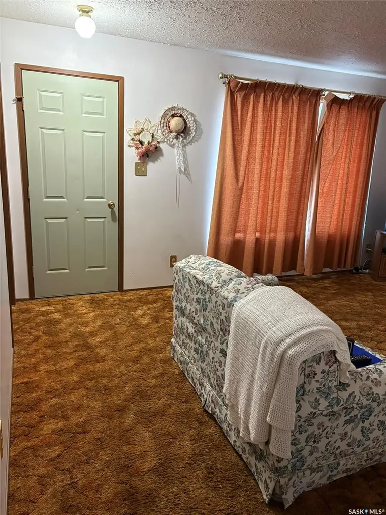 371 2nd Street W Glaslyn SK S0M 0Y0