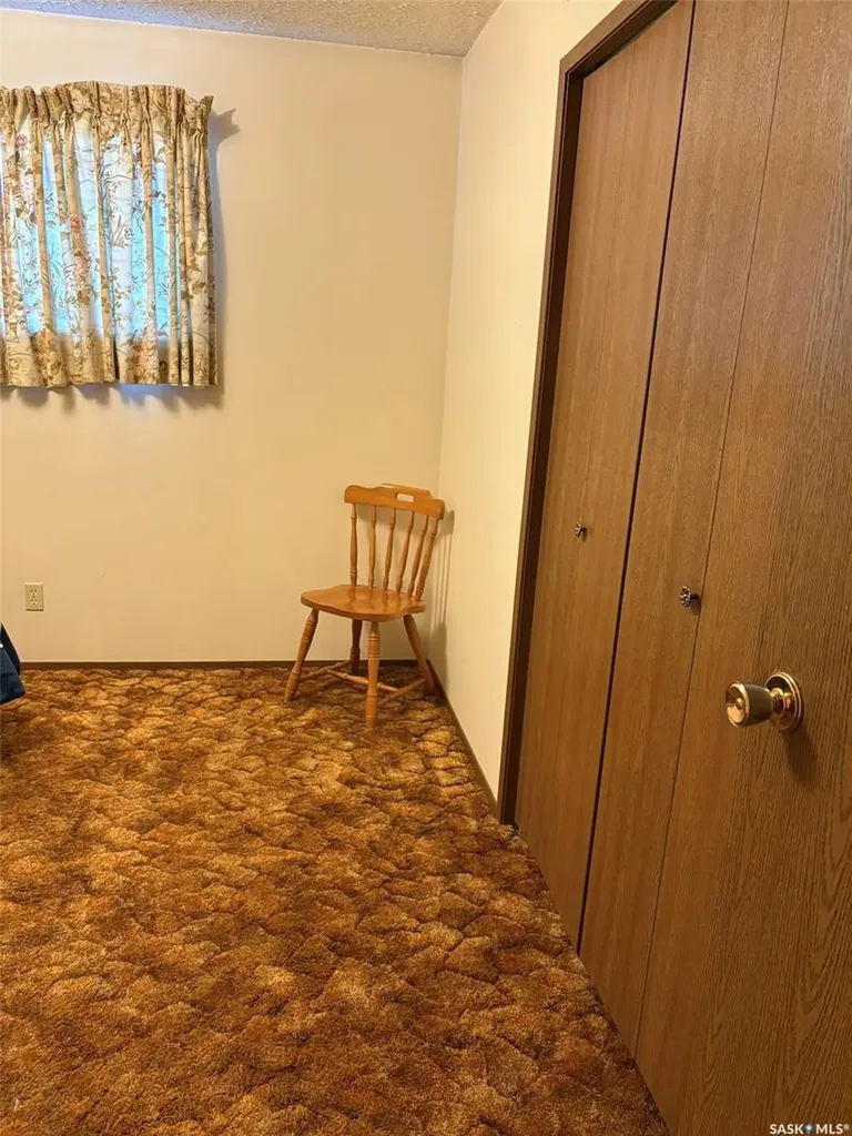 371 2nd Street W Glaslyn SK S0M 0Y0