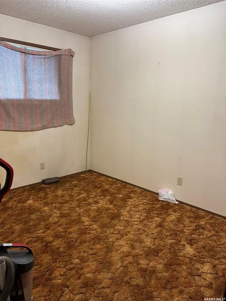 371 2nd Street W Glaslyn SK S0M 0Y0