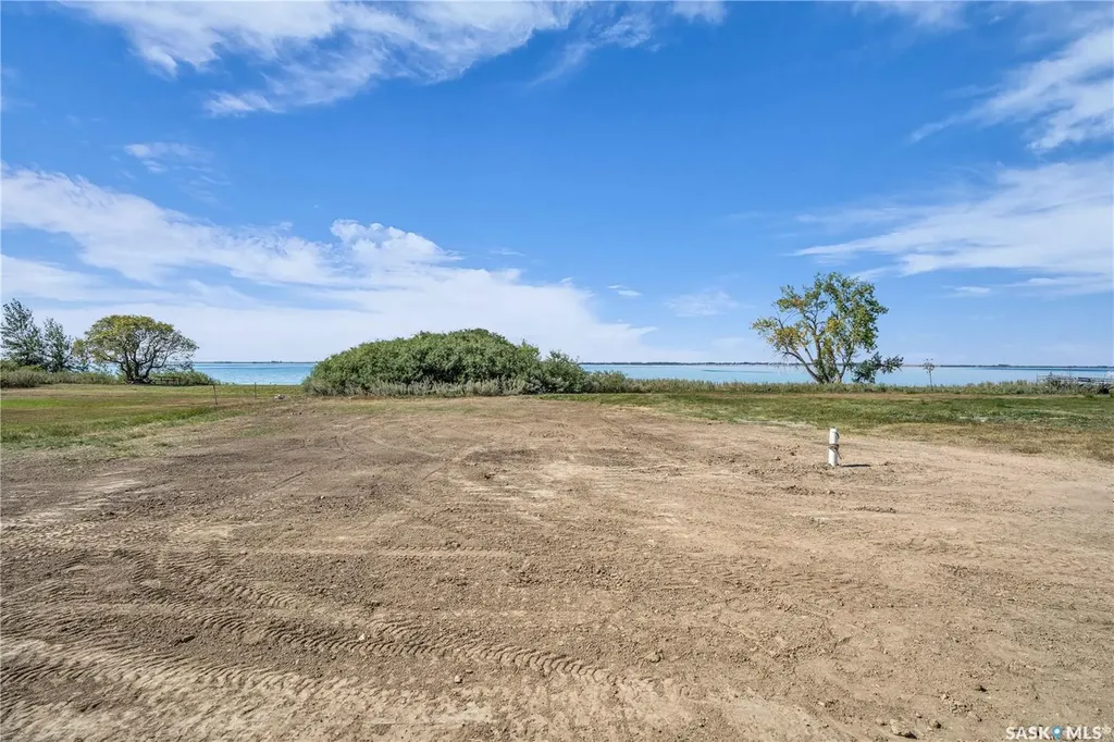 52 Sunset Acres Lane Last Mountain Lake East Side SK S0G 0Z0