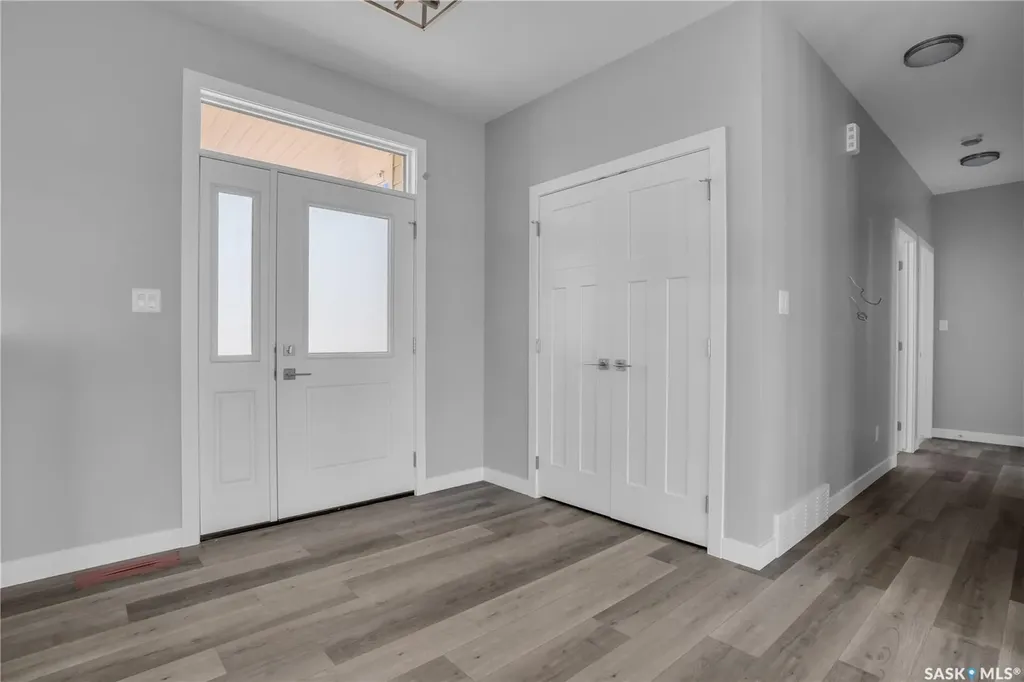 52 Sunset Acres Lane Last Mountain Lake East Side SK S0G 0Z0