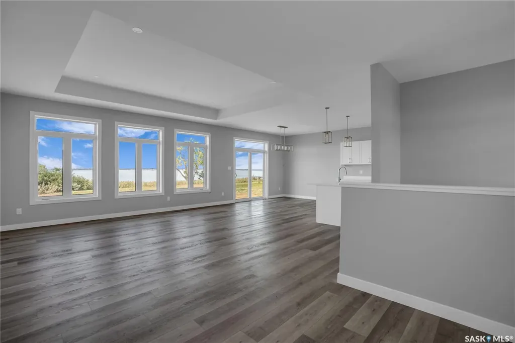 52 Sunset Acres Lane Last Mountain Lake East Side SK S0G 0Z0