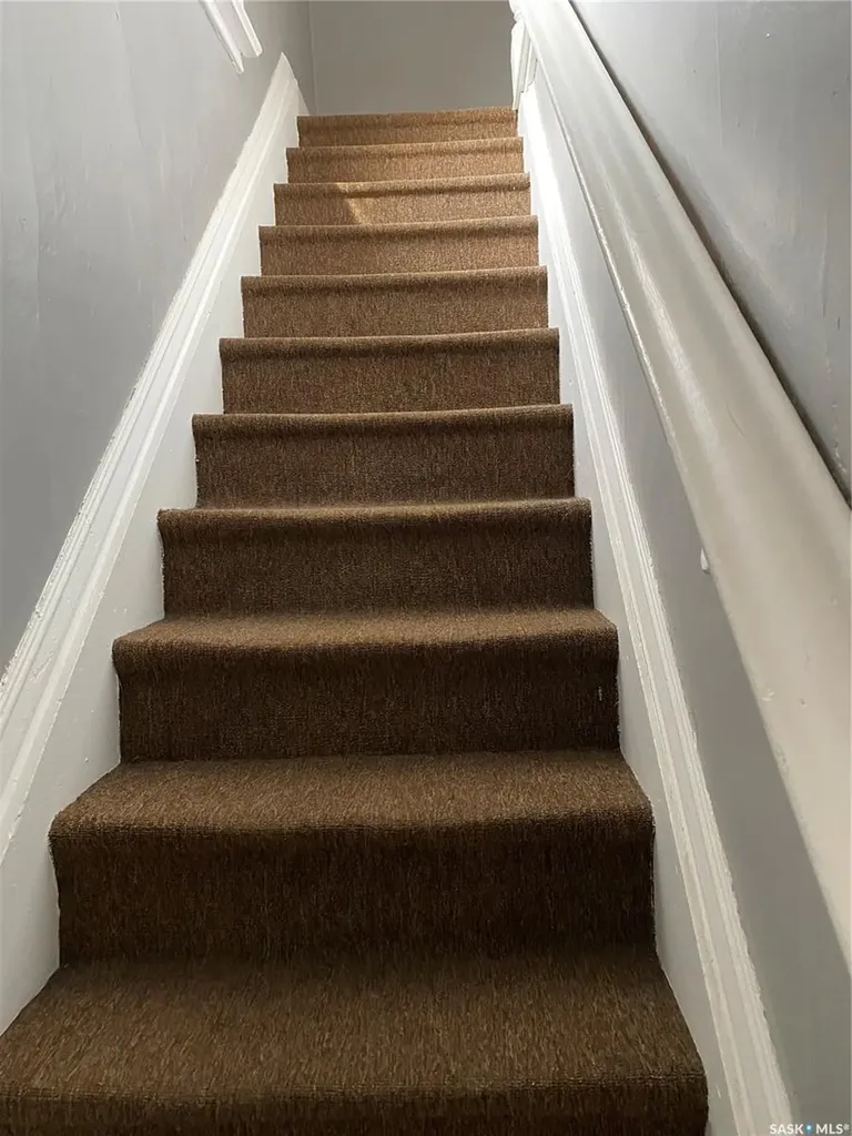 1218 2nd Street Estevan SK S4A 0M2