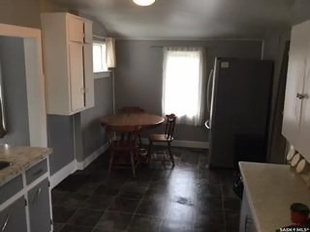 1218 2nd Street Estevan SK S4A 0M2