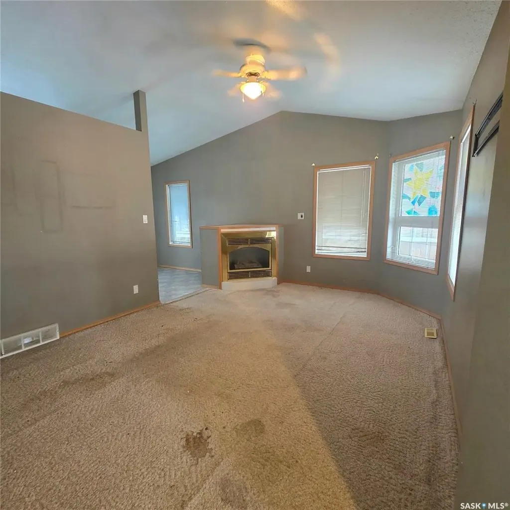 8 Coupland Crescent Meadow Lake SK S9X 1B1