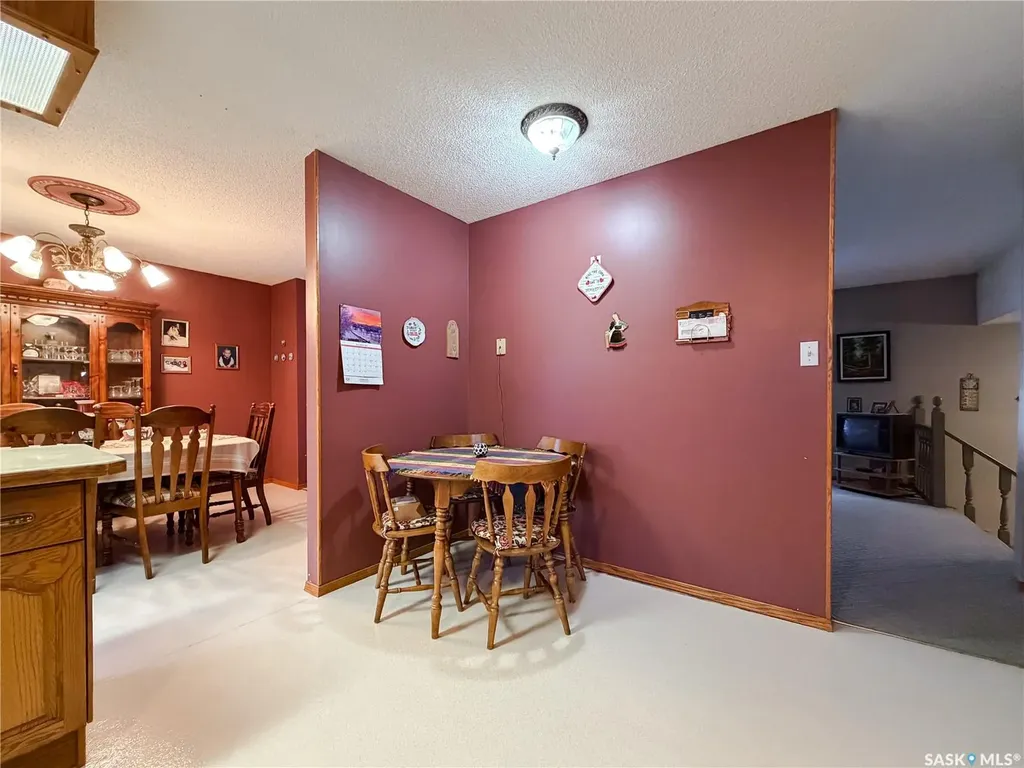 594 5th Street W Shaunavon SK S0N 2M0
