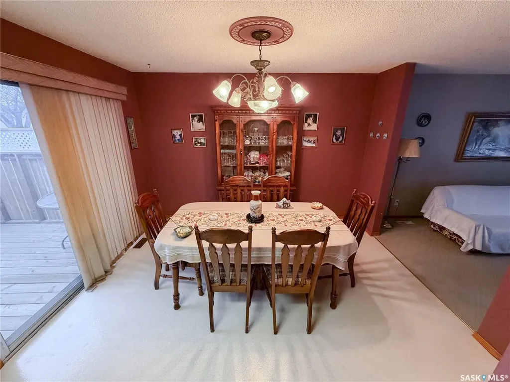 594 5th Street W Shaunavon SK S0N 2M0