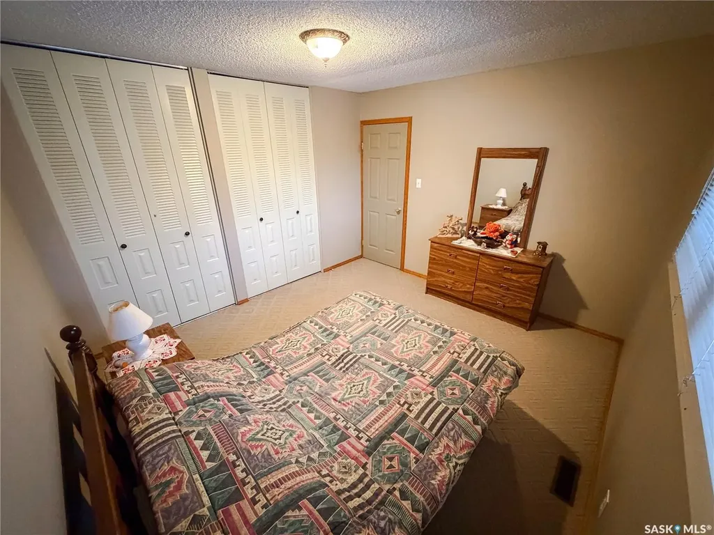 594 5th Street W Shaunavon SK S0N 2M0