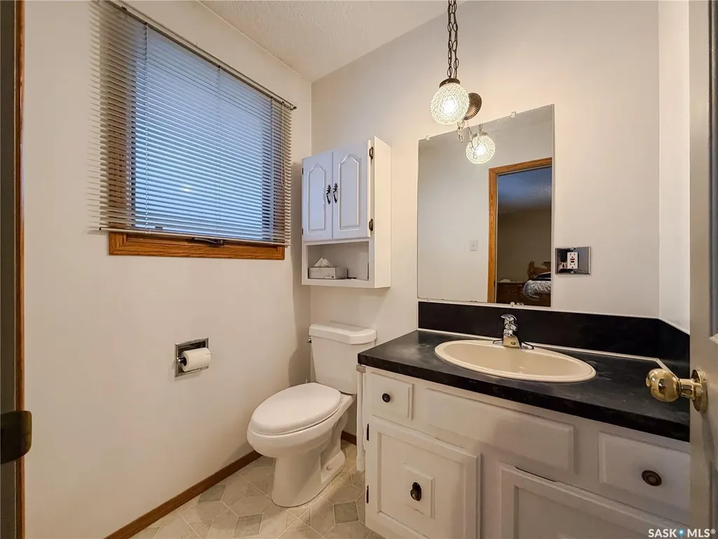594 5th Street W Shaunavon SK S0N 2M0