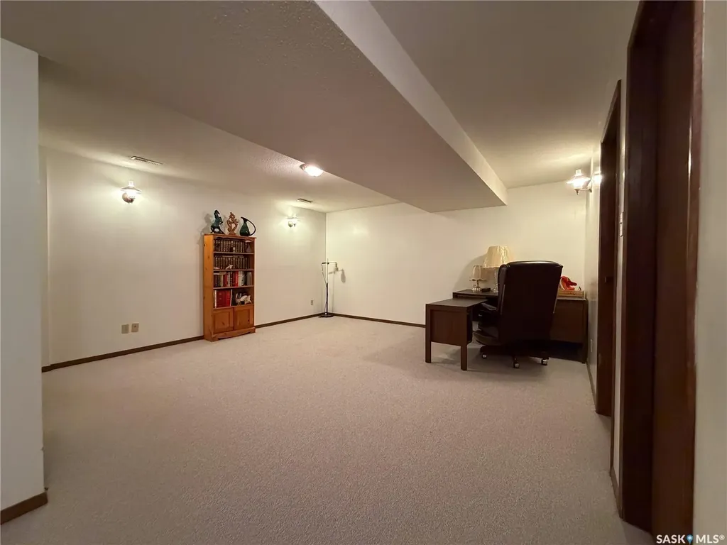 594 5th Street W Shaunavon SK S0N 2M0