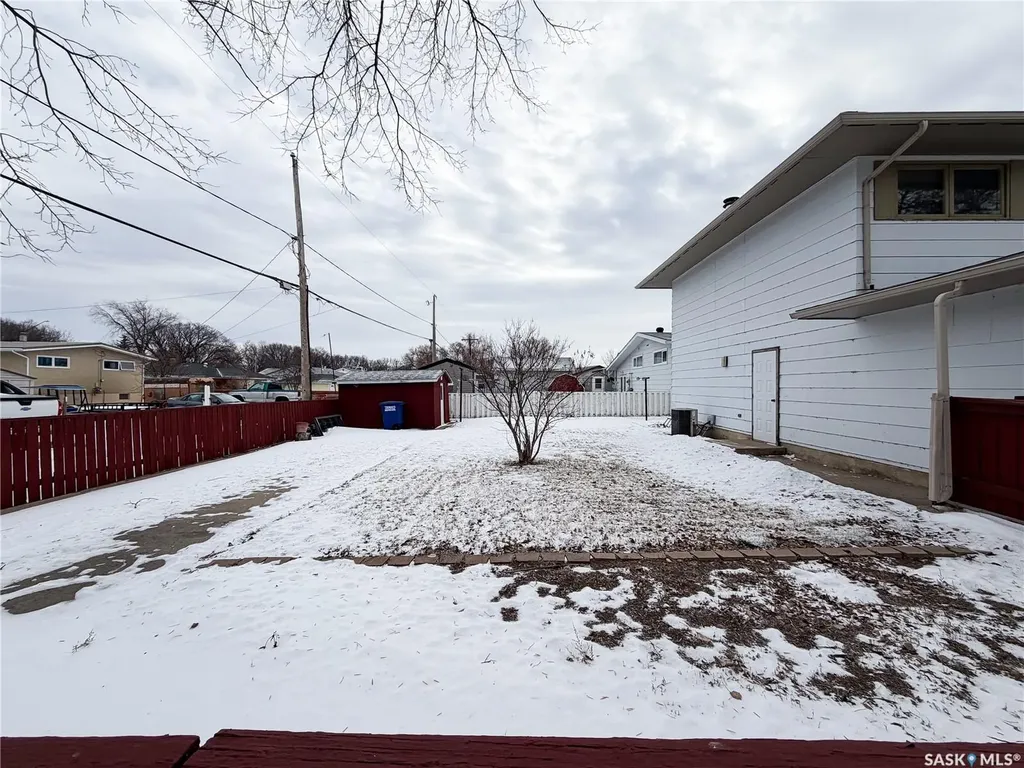 594 5th Street W Shaunavon SK S0N 2M0